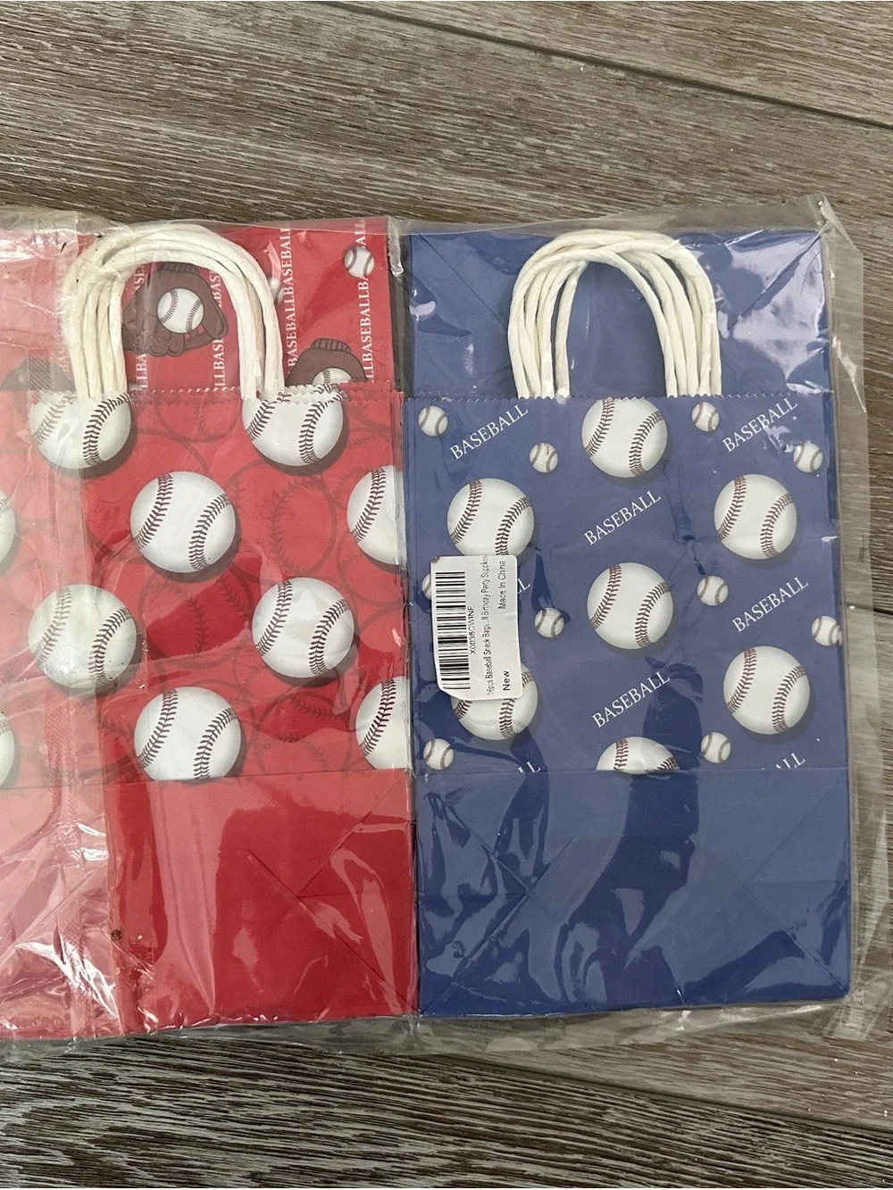 NWT 16 Baseball Theme Gift Bags Treat Bags Party Team Gifts 8.25” x 6”